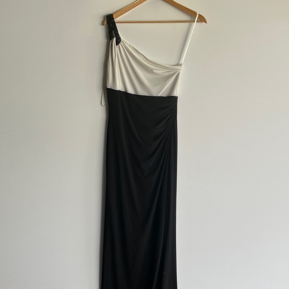 Elegant Black and White One-Shoulder Dress
